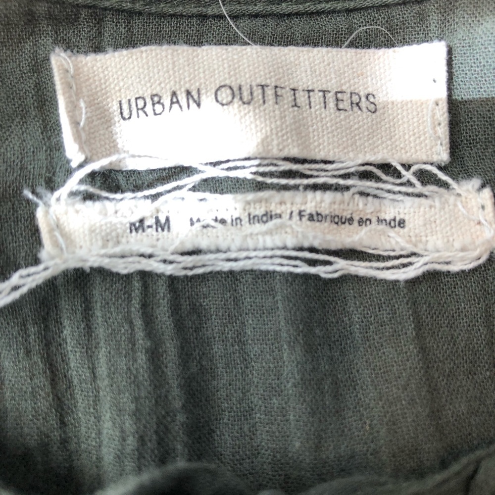 Urban Outfitters Green Top - Picture 2 of 2
